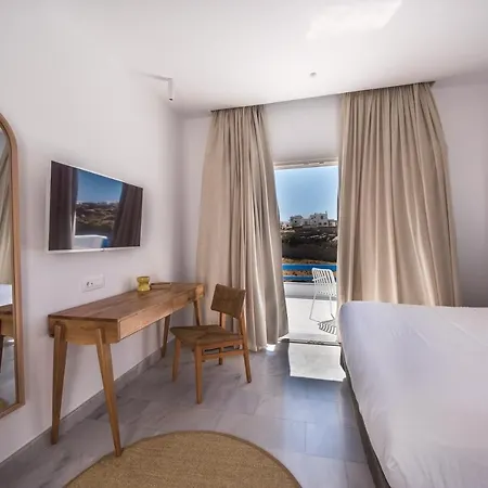 San Antonio Summerland Mykonos Town