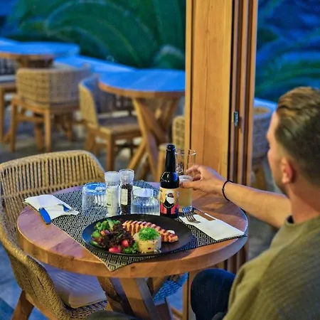 San Antonio Summerland Hotel