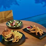 San Antonio Summerland 5*