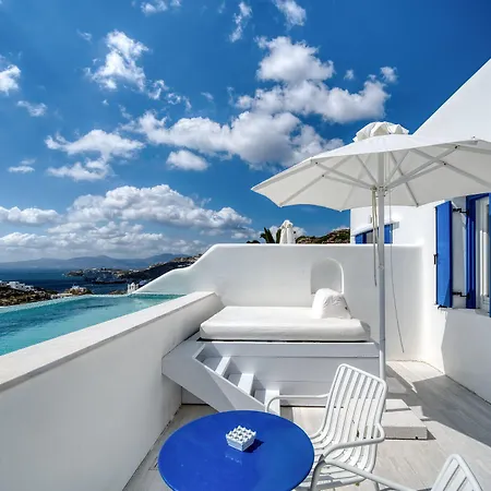 San Antonio Summerland Mykonos Town