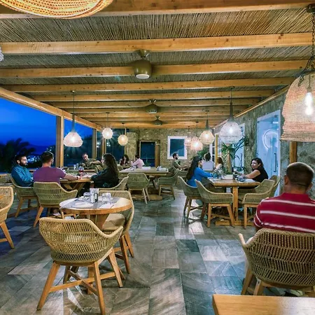サン アントニオ サマーランド 4* Mykonos Town